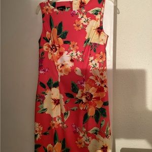Dress size 6 Alyx melon w yellow flowers